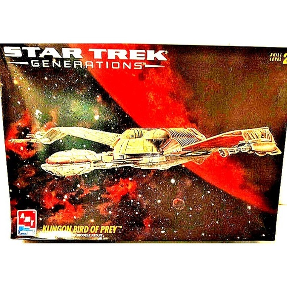 Ertl/AMT Other - Star Trek Generations Klingon Bird of Prey Model Kit Toy 1995 ERTL Spaceship